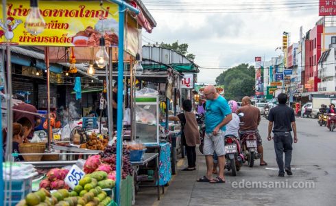 Рынок в Таке
